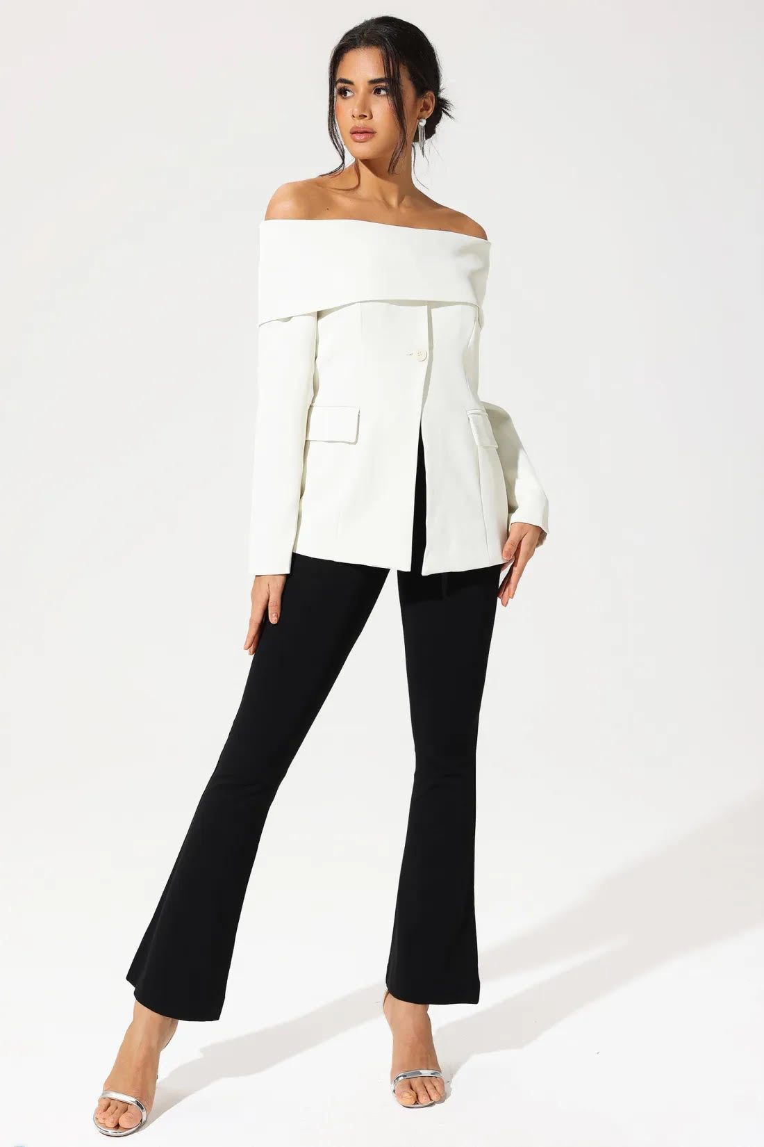 Verona | Chic Off-Shoulder Blazer