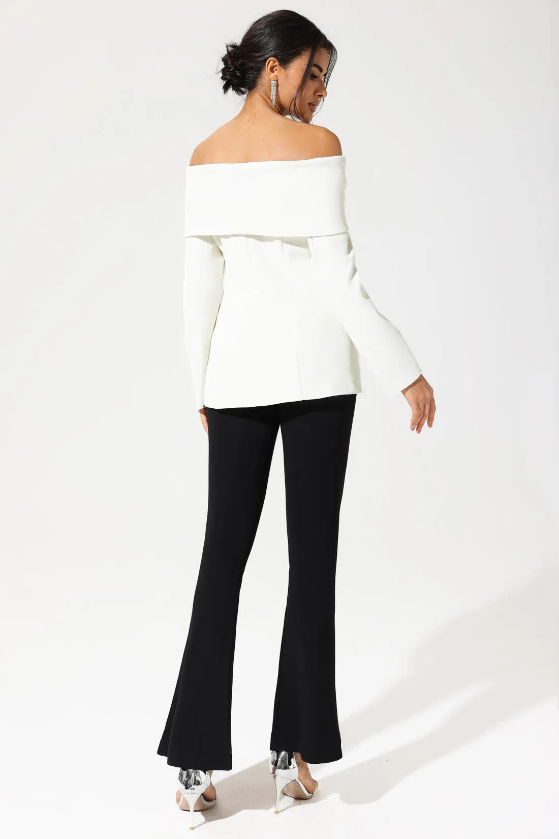 Verona | Chic Off-Shoulder Blazer